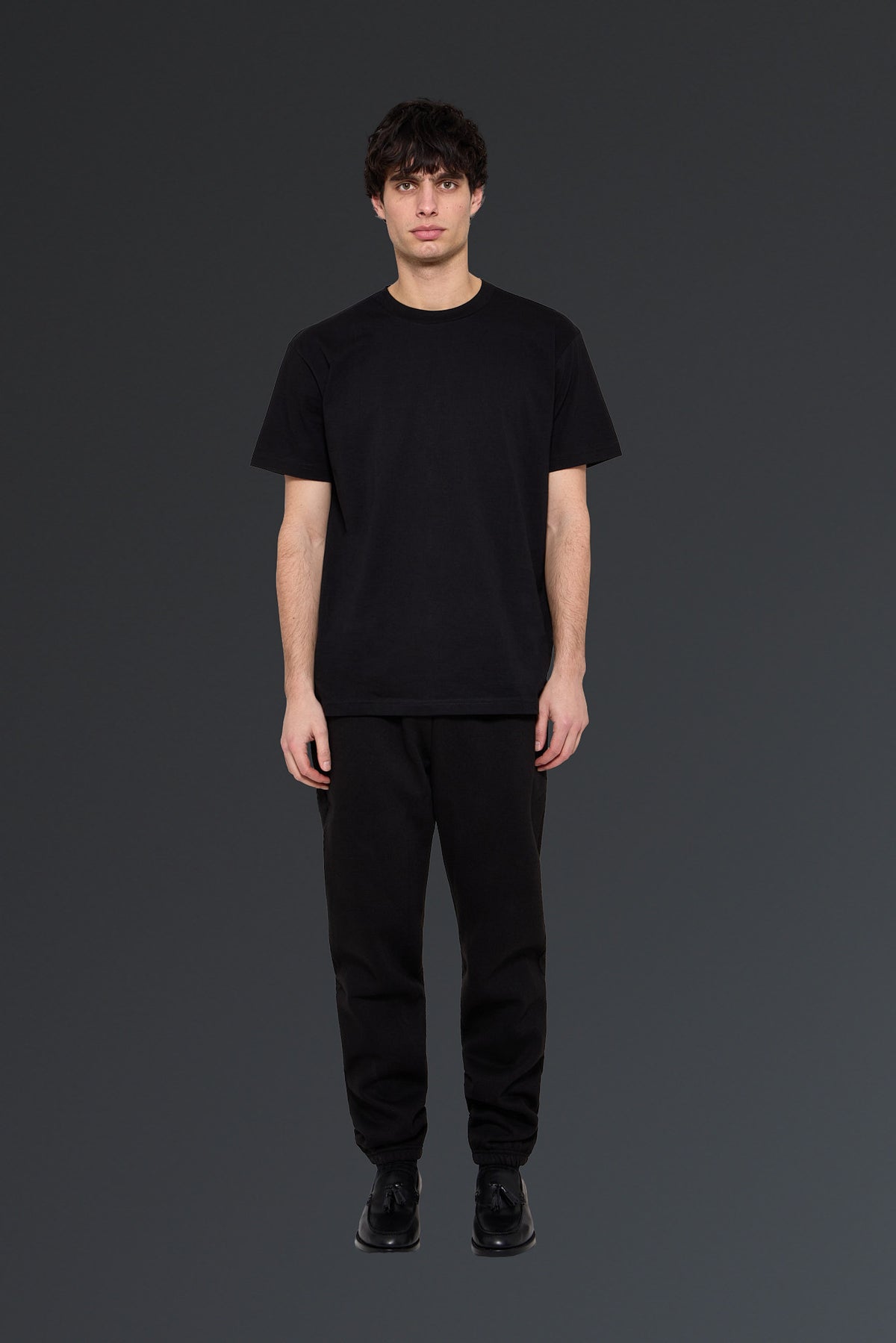 STAPLE TEE