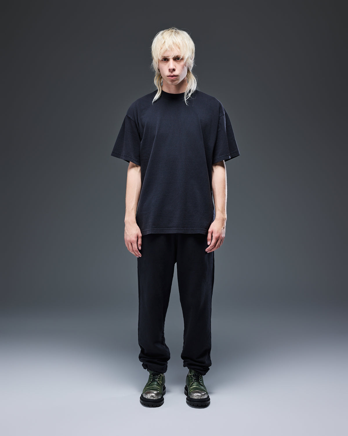 HEAVY TEE