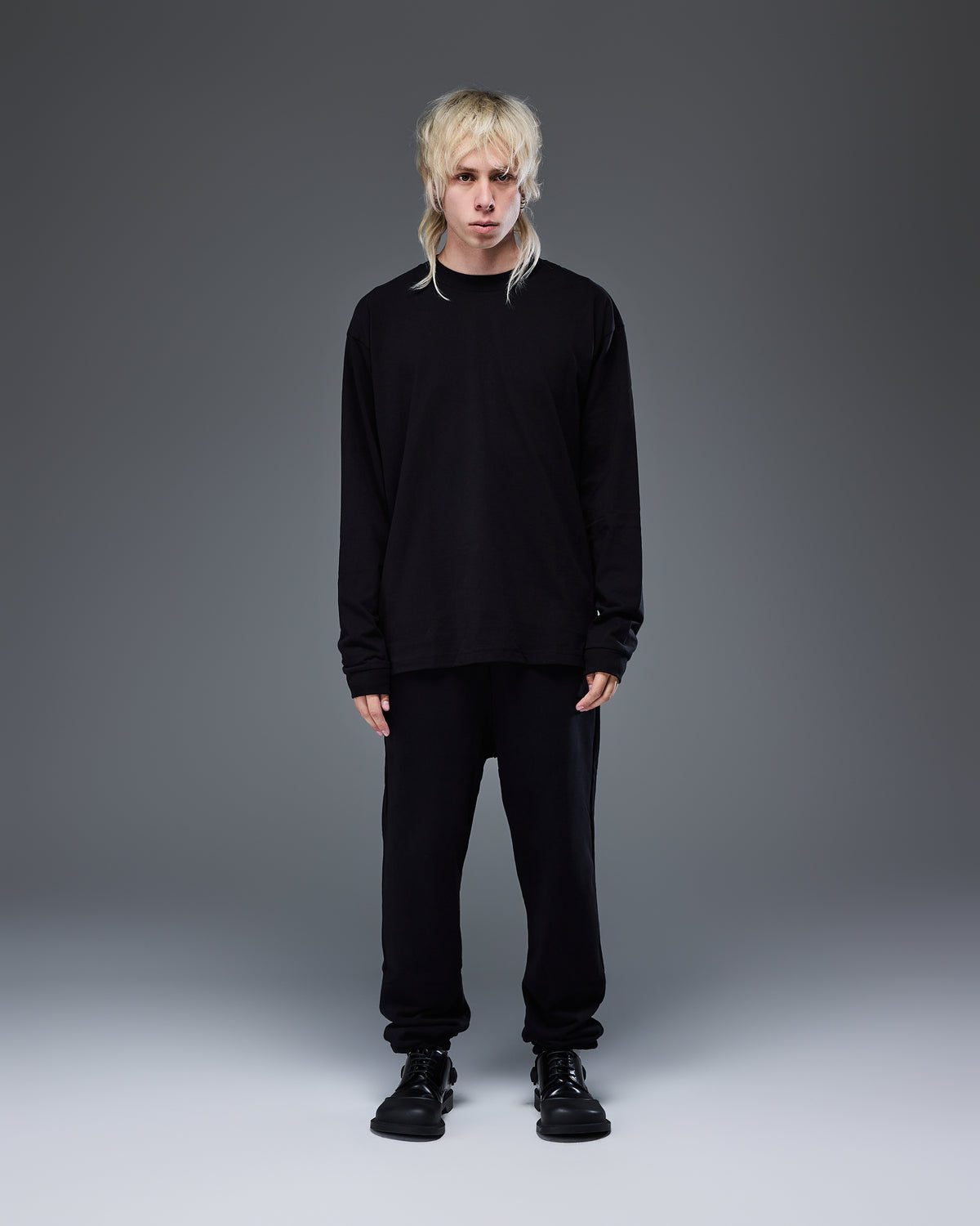 HEAVY LONGSLEEVE